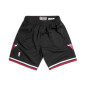 Short NBA Chicago Bulls 1997-98 Mitchell & Ness Swingman Noir pour Homme Short NBA Chicago Bulls 1997-98 Mitchell & Ness Swingman Noir pour Homme