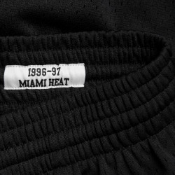 MN-NBA-540B-MIAHEA_Short NBA Miami Heat 1996-97 Mitchell & Ness Swingman Noir pour Homme