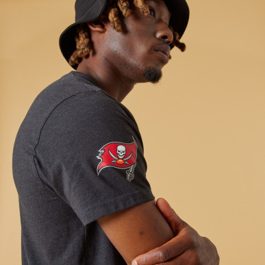 Men's New Era NFL Tampa Bay Buccaneers Team logo Grey