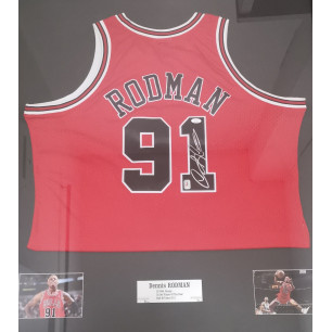 Camiseta NBA Dennis Rodman Chicago Bulls firmado y autentificado rojo