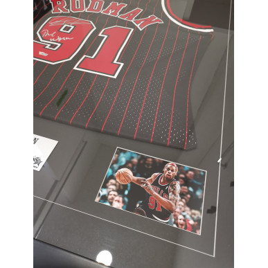 Maillot NBA Dennis Rodman Chicago Bulls signé and authentifié Noir