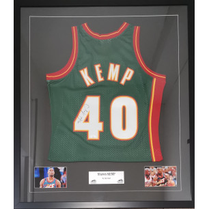 NBA Jersey Shawn Kemp Seattle Sonics signed and authenticated Green