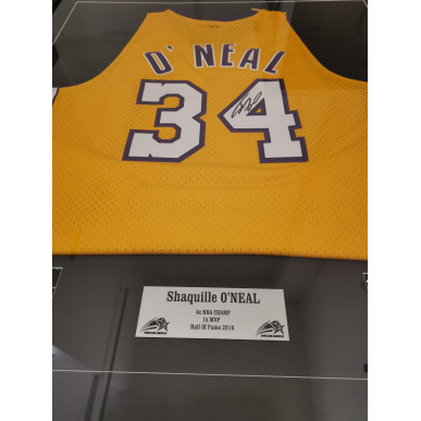 NBA Jersey Shaquille O'neal Los Angeles Lakers signed and authenticated Yellow