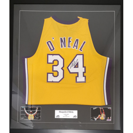 NBA Jersey Shaquille O'neal Los Angeles Lakers signed and authenticated Yellow