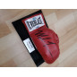 Gant de Boxe Mike Tyson signé and authentifié Rouge Gant de Boxe Mike Tyson signé and authentifié Rouge