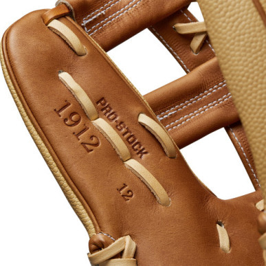 Wilson A2000 1912 Superskin 12" Infield Baseball glove Cream
