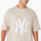 T-shirt MLB New York Yankees New Era World Series Patch Oversize beige
