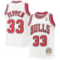 Maillot NBA Scottie Pippen Chicago Bulls 1997-98 Mitchell & Ness Blanc Pour enfant Maillot NBA Scottie Pippen Chicago Bulls 1997-98 Mitchell & Ness Blanc Pour enfant