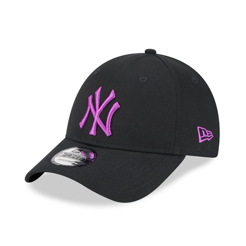 New Era League Essential 9Forty hat MLB New York Yankees Black