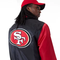 Chaquetta NFL San Francisco 49ers New Era satin Negro