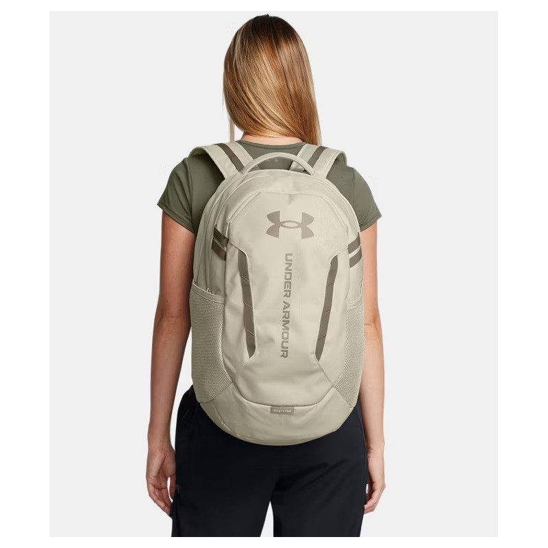 Under Armour Hustle 6.0 Backpack Cream Under Armour Hustle 6.0 Backpack Cream