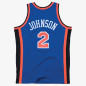 Camiseta NBA Larry Johnson New York Knicks 1998-99 Mitchell & Ness Swingman Hardwood Classics Azul Camiseta NBA Larry Johnson New York Knicks 1998-99 Mitchell & Ness Swingman Hardwood Classics Azul