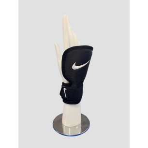 Nike Diamond Batter's Hand Guard black