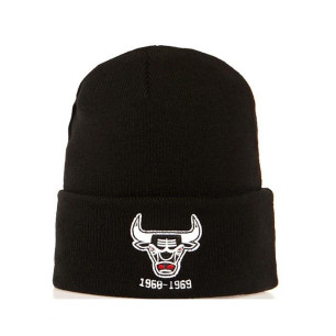 Bonnet NBA Chicago Bulls Mitchell & Ness Team Logo cuff Knit Noir