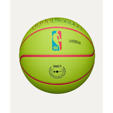 Wilson NBA Team Neon Chicago Bulls