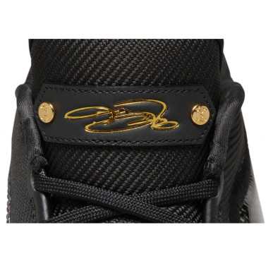 Chaussures de Basketball Nike LeBron XXIII « Masked Menace »